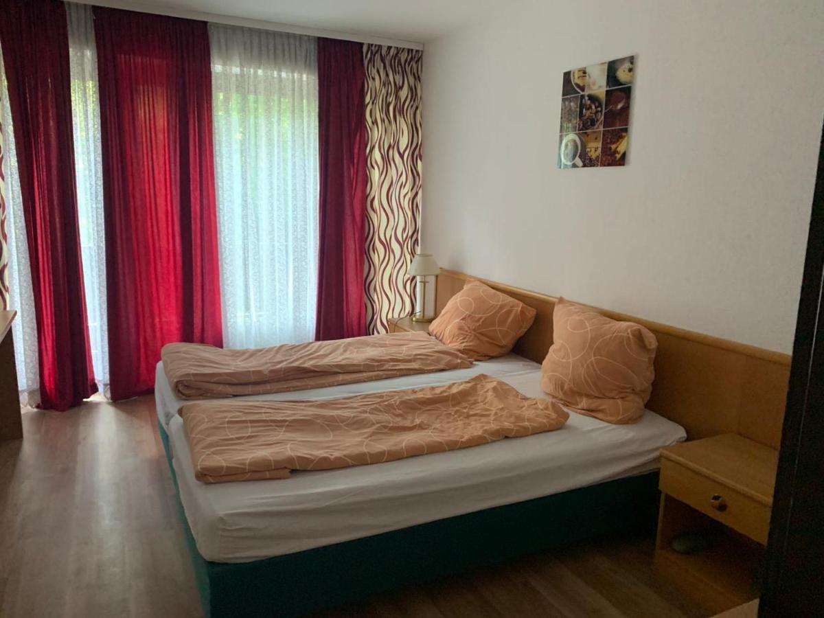 Grando Sukredo Hotel Amburgo Esterno foto