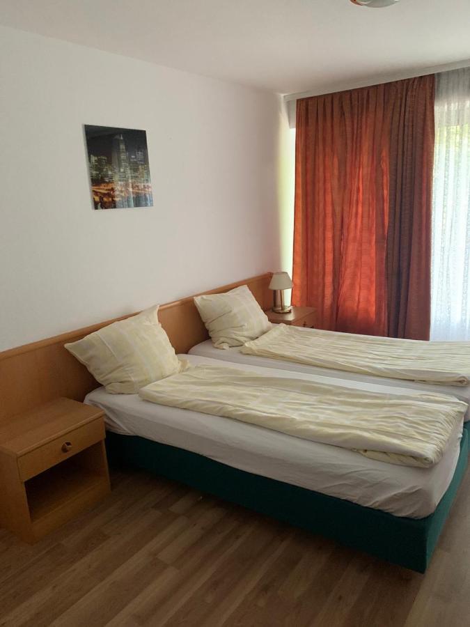 Grando Sukredo Hotel Amburgo Esterno foto